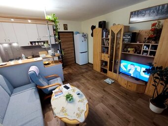 EXKLUZÍVNE - Na prenájom 1,5 izbový byt- Važecká ul. - komp - 4