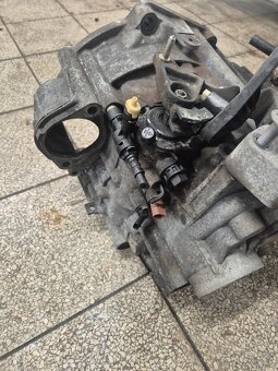 Predám manuálna 6q prevodovka pre 2.0tdi 103/125kw VW GROUP - 4
