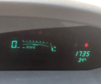 Toyota yaris 1,0 RV 2008 - 4