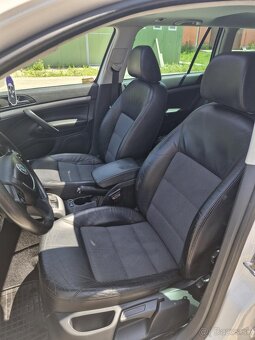 Havarovaná - Škoda Octavia 2 combi 1,9TDi - 4