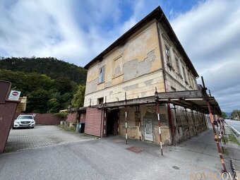 Na predaj pozemok 2269 m² so stavebným povolením na bytový d - 4