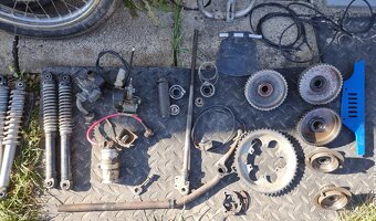 Predam diely na babeta 210 - 4