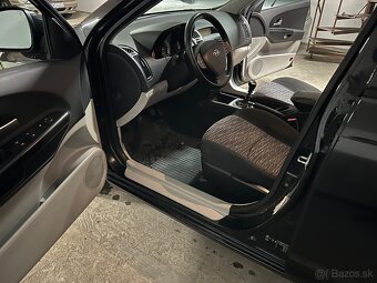 Predám Kia Ceed 1.4 2007 - 4