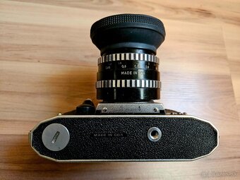 Praktica Super TL + CARL ZEISS JENA PANCOLAR  f1.8/50 - 4