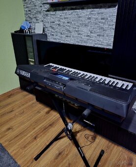 Yamaha PSR E463 - 4