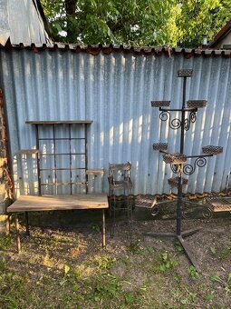 Kovový stojan na kvety - 4