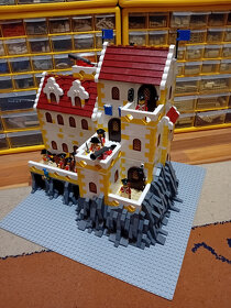 Lego MOC Pirat Pevnost dostojnickeho pluku - 4