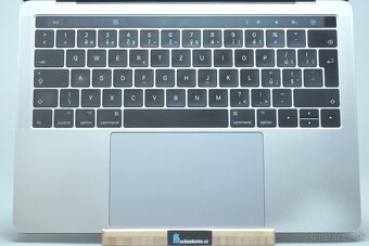 ZÁRUKA/Macbook Pro 13.3" TB/I5 3.1GHZ/8GB RAM/512GB SSD/CZ - 4