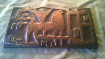 medený relief -jazdec - 4