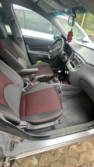 KIA Rio 1.4 71kw sporty - 4
