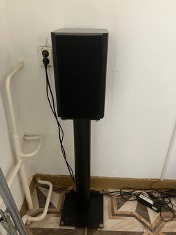 JBL - 4