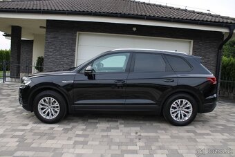 Volkswagen Touareg 3.0 V6 TDI SCR Elegance 4Motion, 1.majite - 4