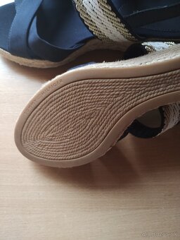 Elegantné sandálky č.38 od Tommy Hilfiger - 4