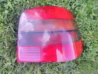 Zadné svetlá na golf4 hatchback alebo kúpim - 4
