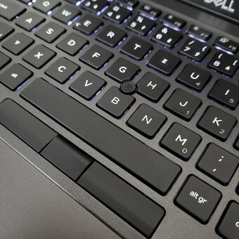 Dell 5400 i5-8365U 16GB 256GB NVMe Win11 - 4