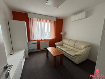 3 izbovy byt s terasou Colorhouse 1 - 4
