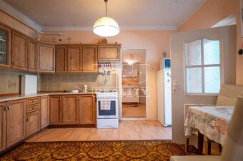 LEN U NÁS  TOP CENA 
3-izbový rodinný dom s veľkým... - 4