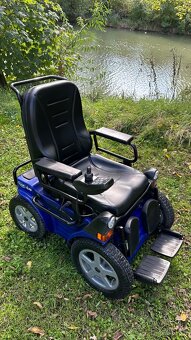 Predam Invacare G40 Plus je exteriérový elektrický Invalidny - 4