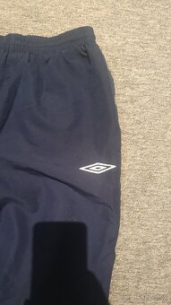 Detské tepláky Umbro 152/158 - 4
