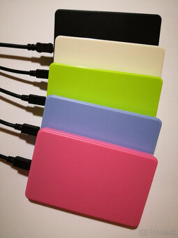 Predám externý box USB 2.0 pre SATA HDD 2,5", rôzne farby - 4