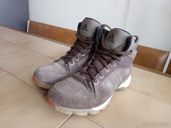 Panska zimna kozena sportova obuv ADIDAS. - 4