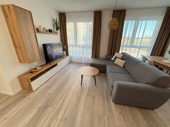 3i byt na prenájom - Sereď Cisárky - 4