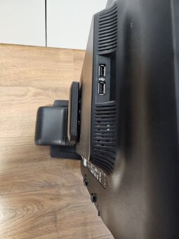 Otočný 23" monitor HP Compaq LA2306x - 4