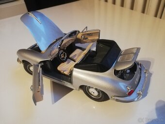1:18 Porsche 356B Cabriolet 1961 -strieborna - 4