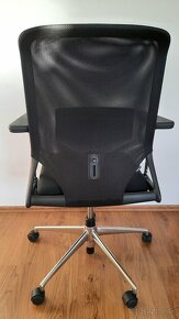 ergonomická kancelárska stolička VITRA Meda 2/XL - 4
