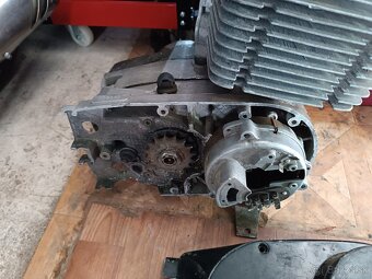 Motor z MZ 150 - 4