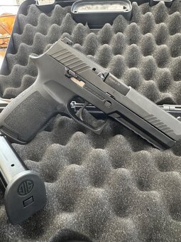 Sig Sauer - 4