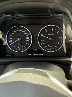 bmw 218d - 4
