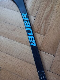 Predám spájanú hokejku BAUER nexus - 4