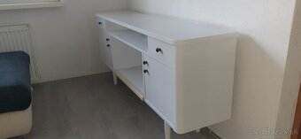 Srinka pod TV do obývačky retro - 4
