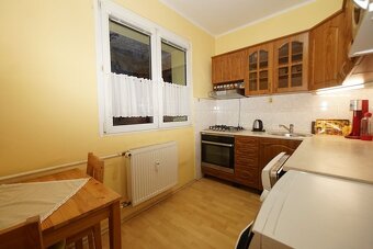 Priestranny 2i byt s umývačkou riadu, TV a wifi - Centrum - 4