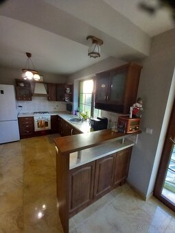 Predám kuchynskú linku aj so spotrebičmi. - 4