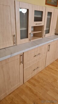 Predám kuchynskú linku dĺžka 314cm - 4