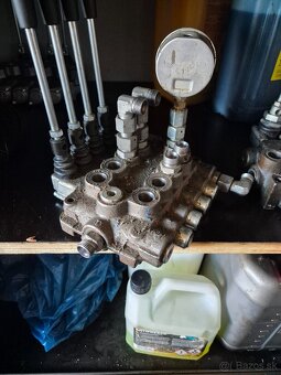 Predam hydraulicky rozvadzac na malotraktorrozvadzace - 4
