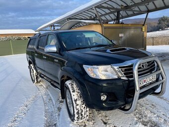 Toyota Hilux 2,5 - 4