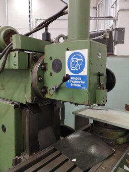 Nástrojárska frézka FGS 25/32 - 4