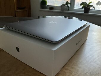Macbook air m1 2020 s príslušenstvom - 4