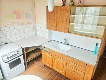 2 izbový byt Bánovce nad Bebravou / CENTRUM / LOGGIA / ČIAST - 4
