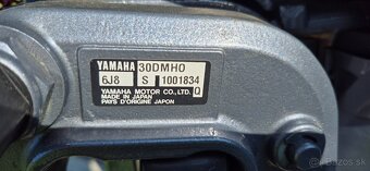 Lodný motor Yamaha 30 DMHO, 2-takt,krátká noha, zánovný stav - 4