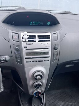 Toyota yaris - 4