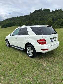 Predám Mercedes ML 300 CDI - 4