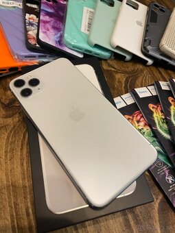 Apple iPhone 11 Pro max 64 gb biela - 4