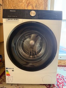 Hisense - 4