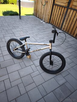 BMX - 4