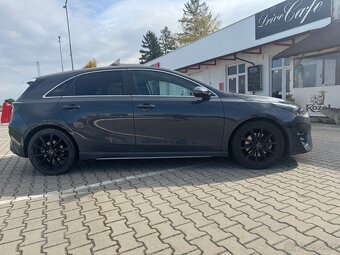 Kia Ceed 1.5 T-GDi GT Line A/T 117,5 kW - 4