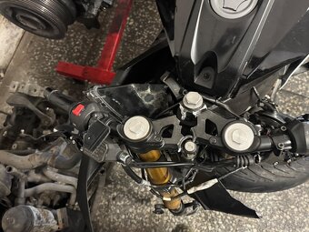 Yamaha  YZF r125 - 4
